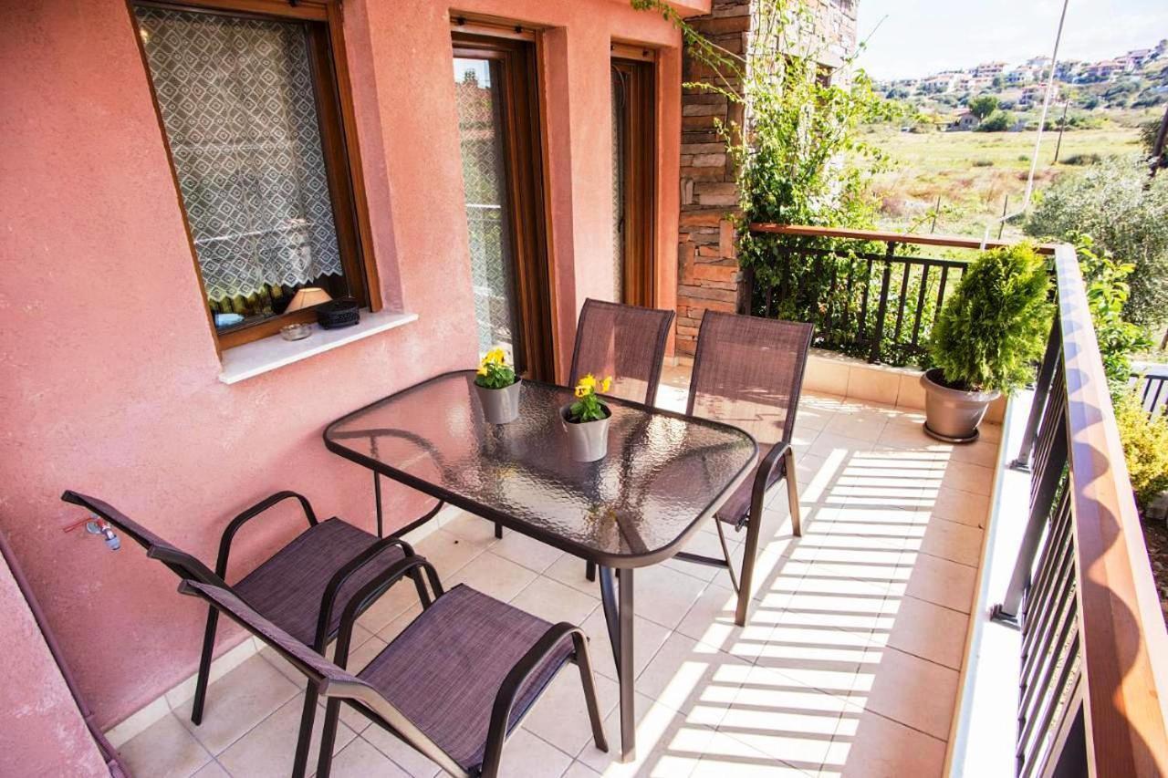 Apartment Nea Roda Apartments *