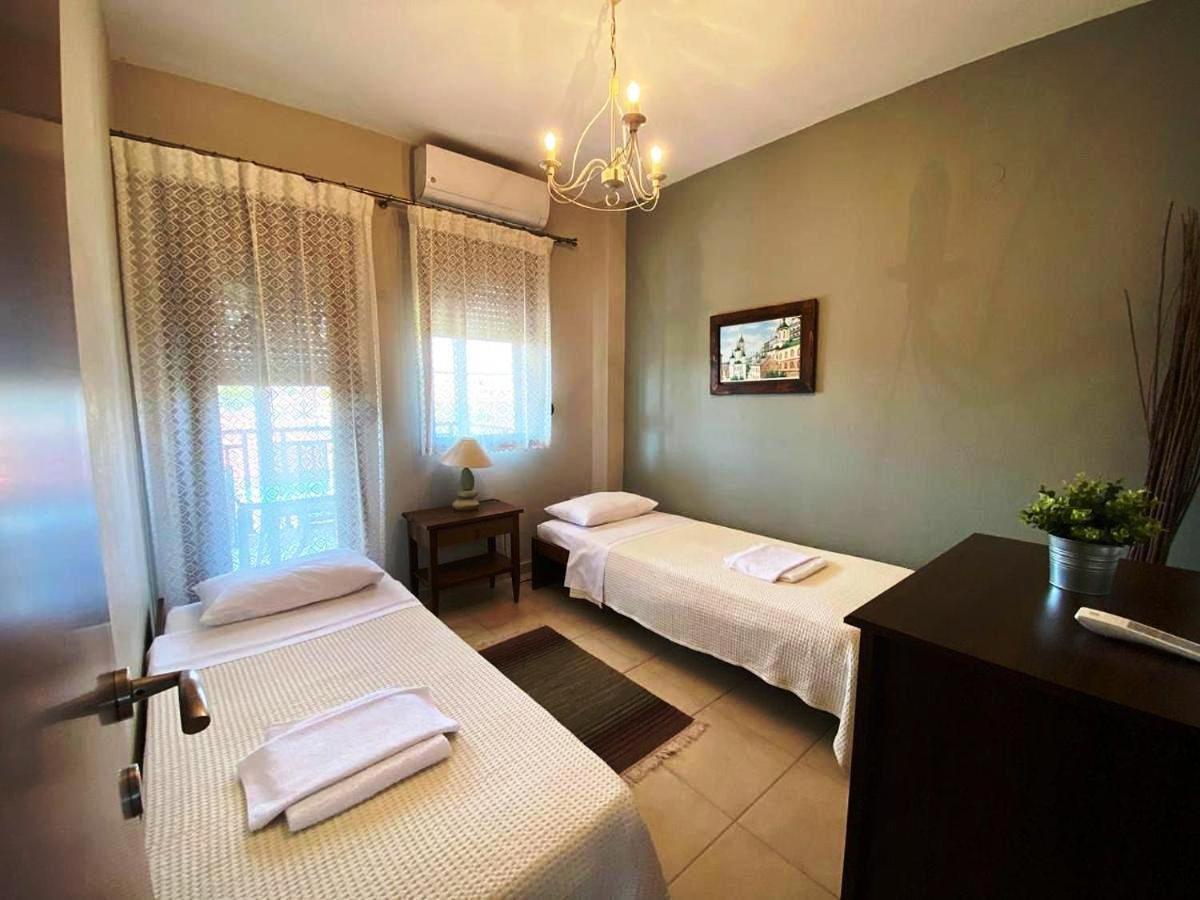 Apartment Nea Roda Apartments *