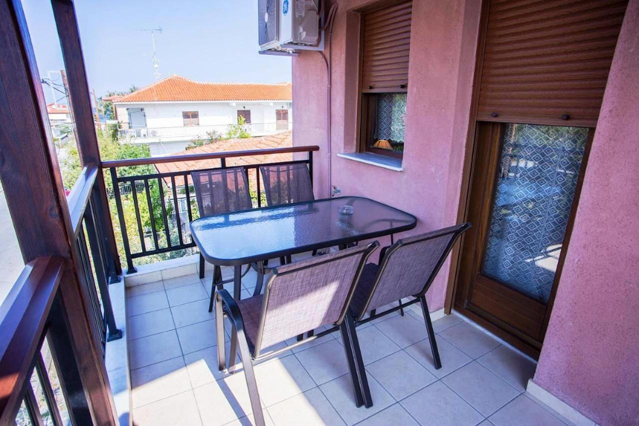 Nea Roda Apartments Apartment