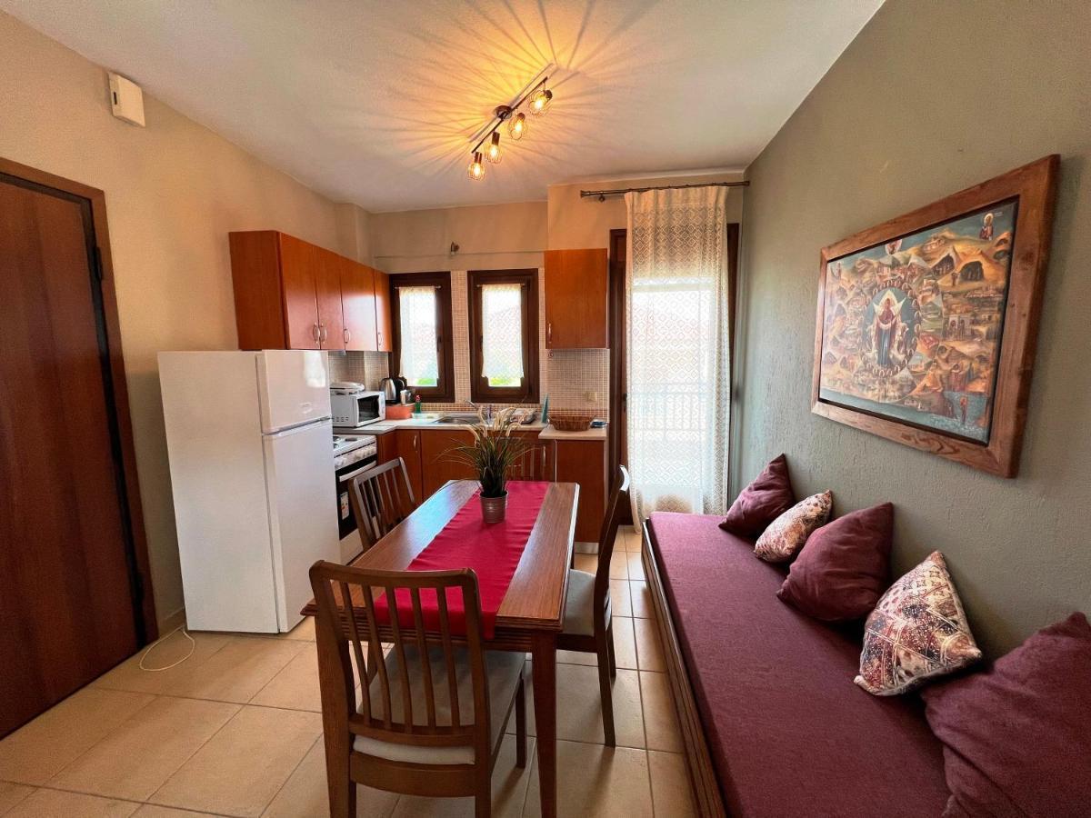 Apartment Nea Roda Apartments *